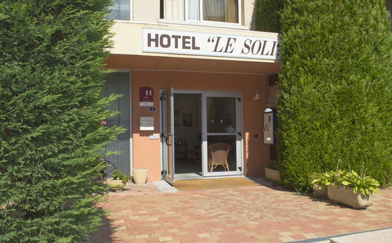 Hotel Le Soli Saint-Julien-en-Genevois Exterior foto